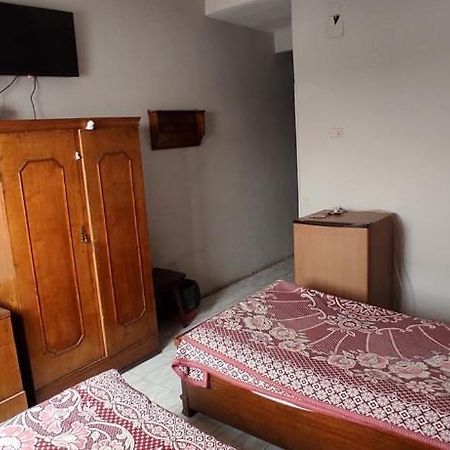 Memnon Hotel Aswan Bagian luar foto
